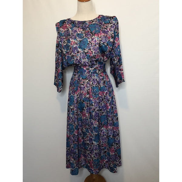 California Looks vintage dress